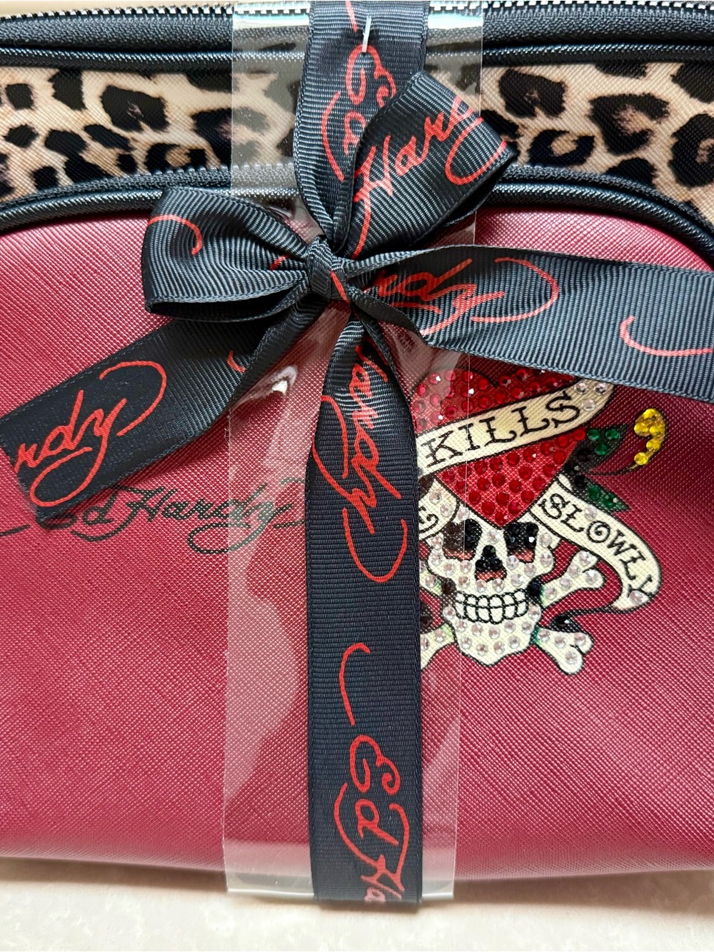 Ed Hardy Two Piece Cosmetic Bag Set -bold red & leopard design, skull, heart NWT - Picture 4 of 11